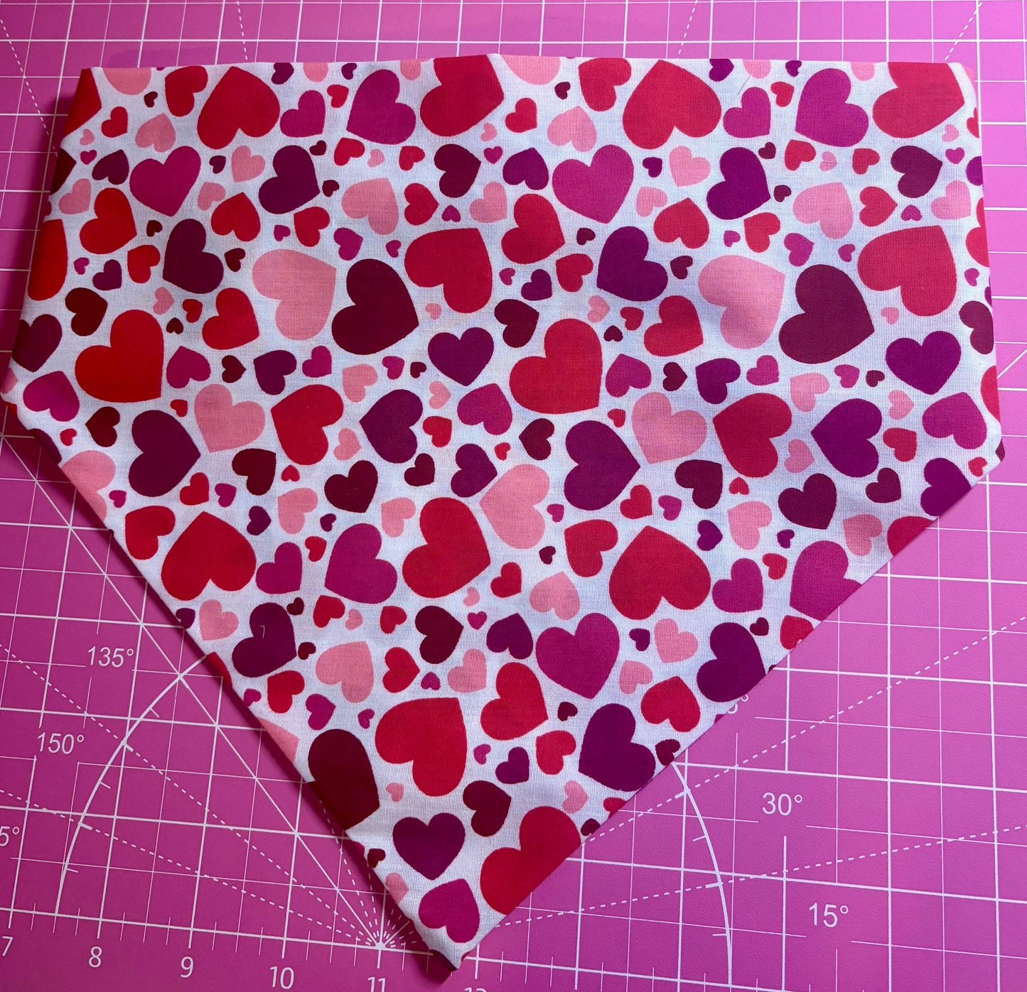 Elastic Scrunchie Dog Bandana – Sweet Hearts Print – Easy Slip-On Overhead Neckwear