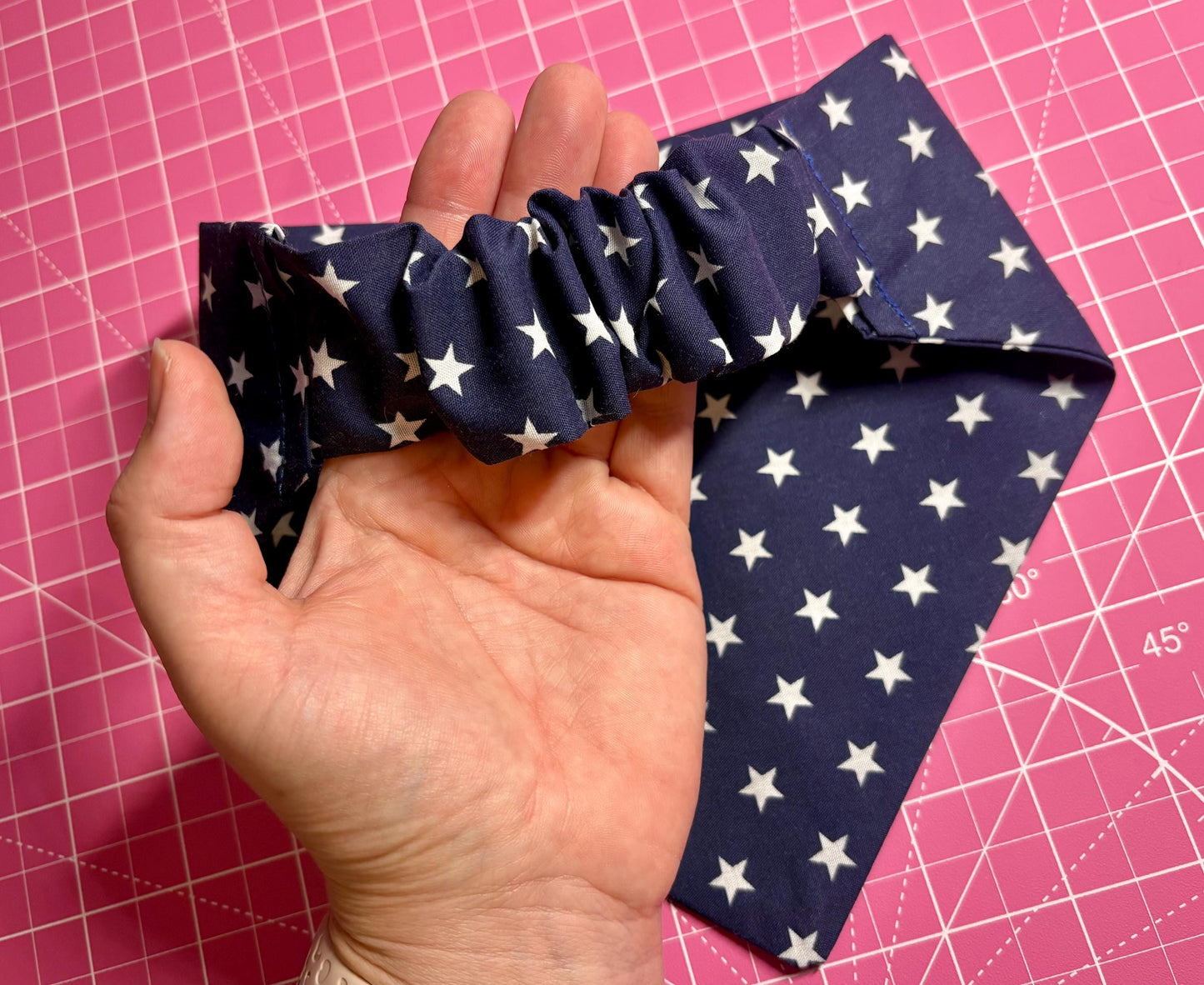 Elastic Scrunchie Dog Bandana – Navy Blue With White Stars Print – Easy Slip-On Overhead Neckwear