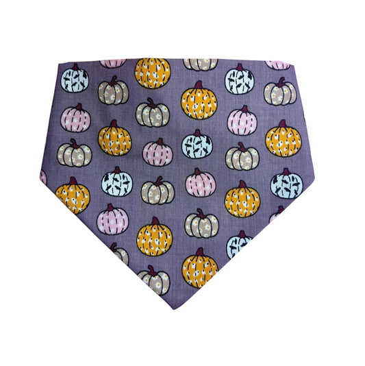 Elastic Scrunchie Dog Bandana – Pretty Pumpkins Halloween print – Easy Slip-On Overhead Neckwear