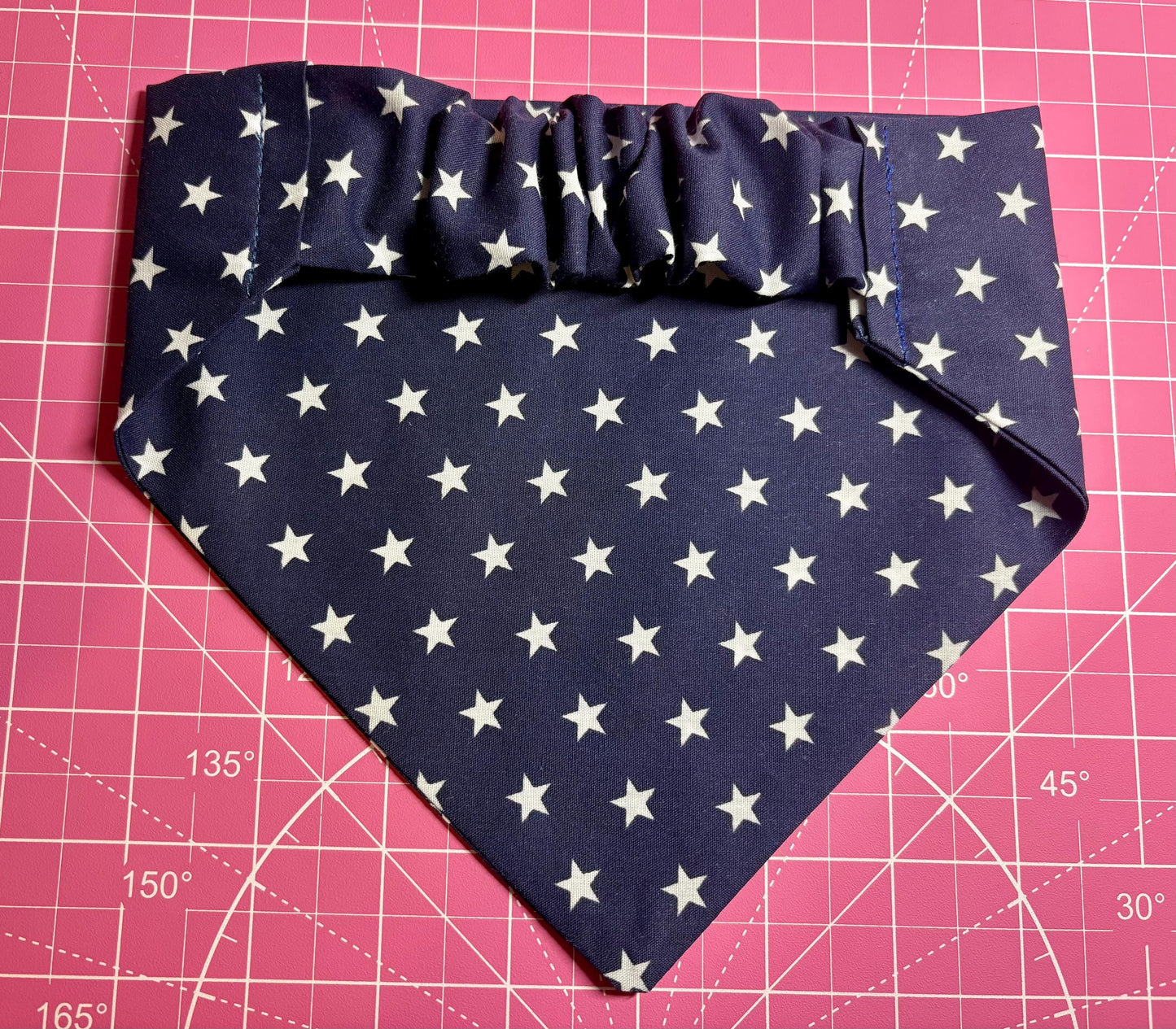 Elastic Scrunchie Dog Bandana – Navy Blue With White Stars Print – Easy Slip-On Overhead Neckwear