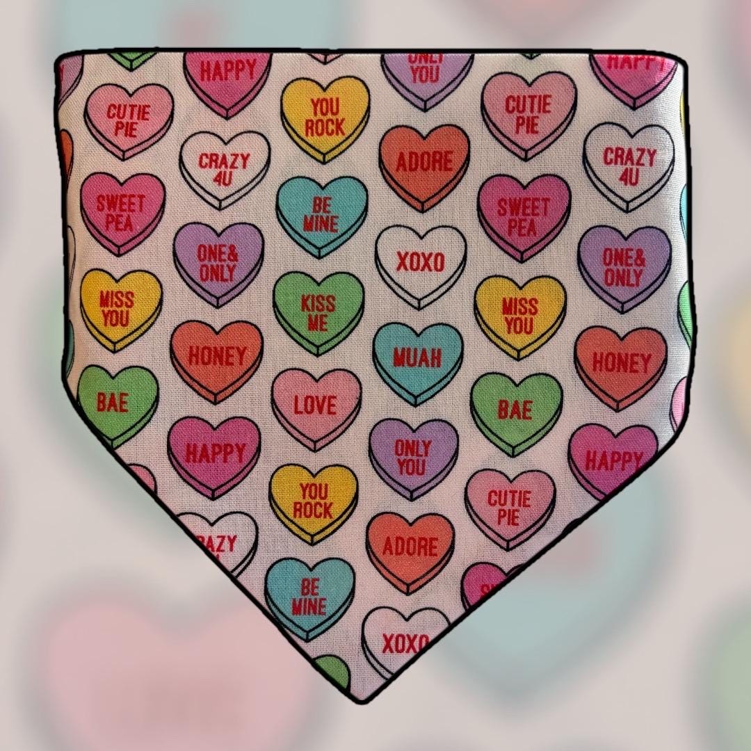 Elastic Scrunchie Dog Bandana – Valentines Candy Hearts Print – Easy Slip-On Overhead Neckwear