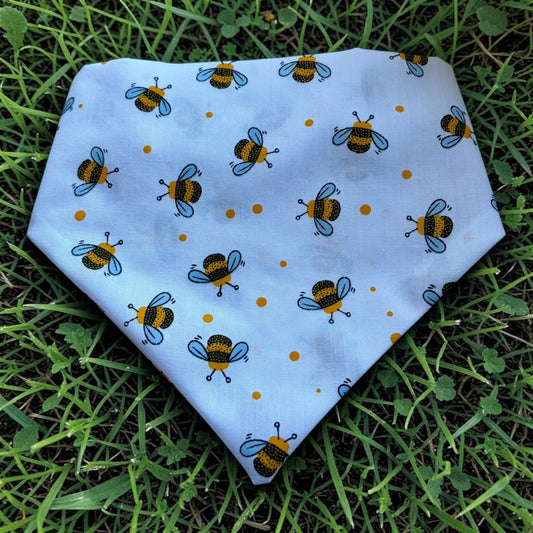 Elastic Scrunchie Dog Bandana – Bumble Bees Print – Easy Slip-On Overhead Neckwear